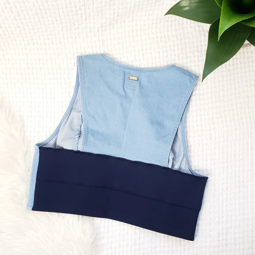 Guess Chambray Crop Top NWT L - Picture 3 of 6